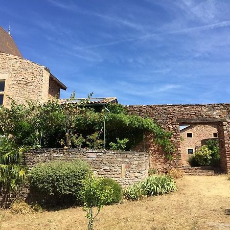 לינה וארוחת בוקר Leynes Le Vieux Chateau חדר תמונה