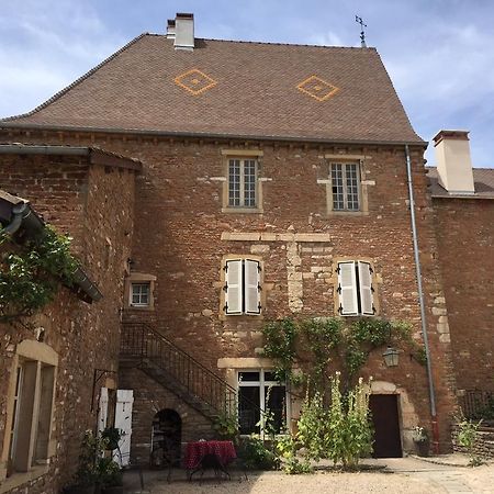 לינה וארוחת בוקר Leynes Le Vieux Chateau מראה חיצוני תמונה